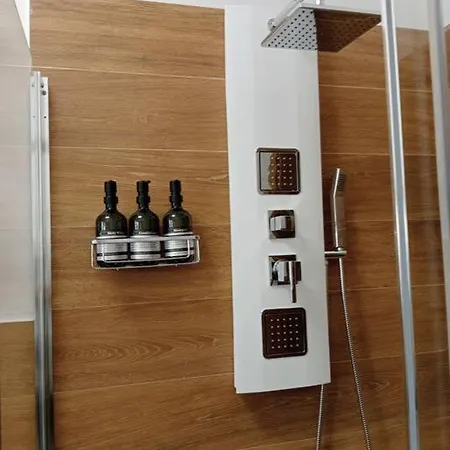 Dom Luxury Lägenhet